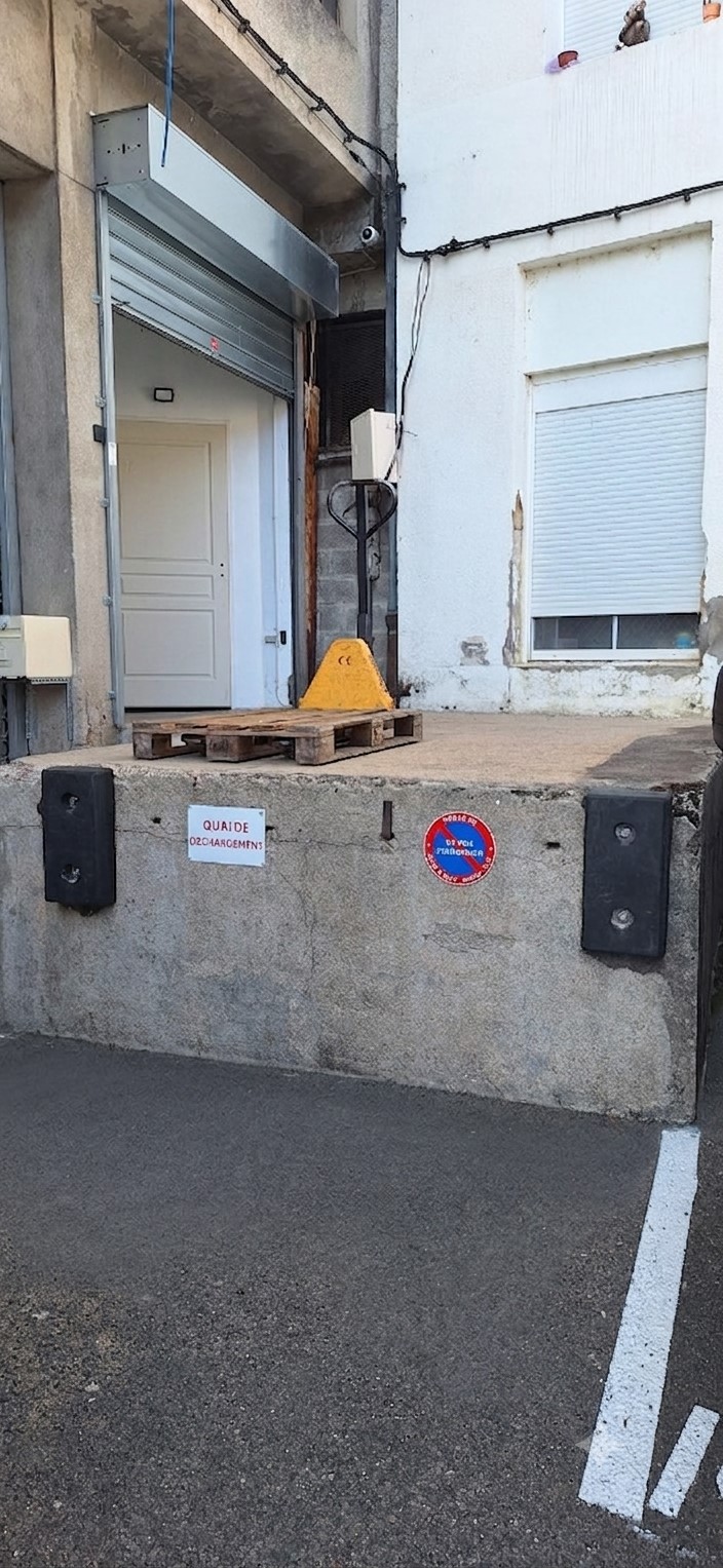 Quai de déchargement Bal Location